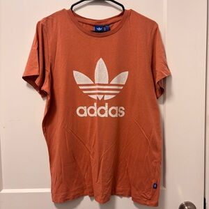 Adidas T-Shirt